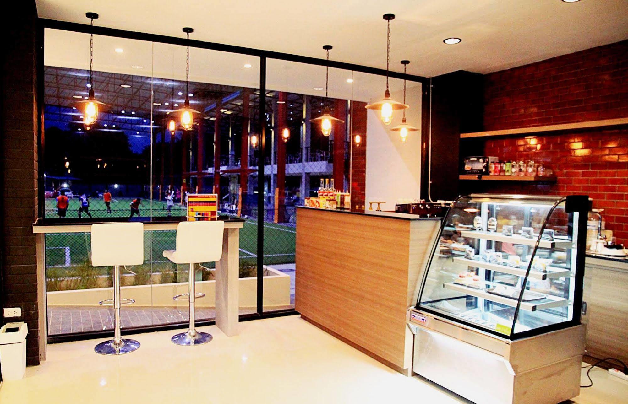 Phitsanulok United Hotel Exterior foto